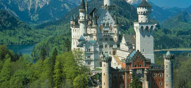 Neuschwanstein Castle was voted as the top attraction by 15,000 international visitors