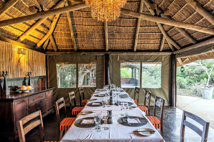 fine-dining-photo-courtesy-of-safari-lodge