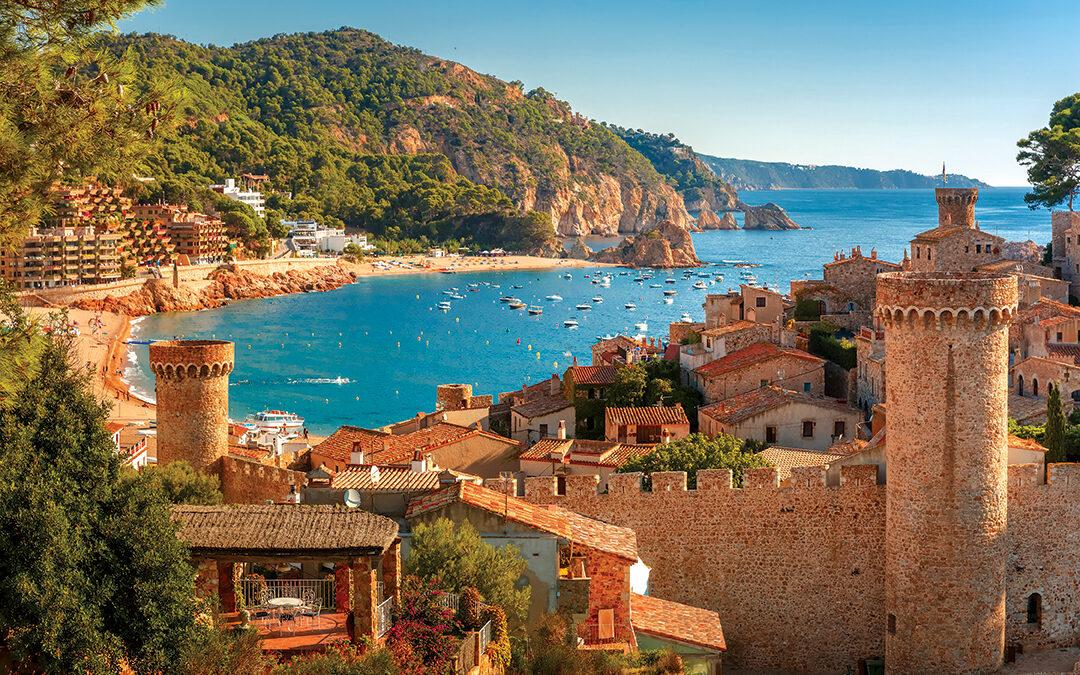 10 places to enjoy a relaxing  holiday in Spain