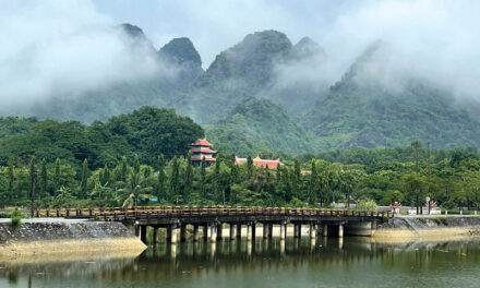 Northern Vietnam: Contrasting Experiences of Nature and the City of Hanoi