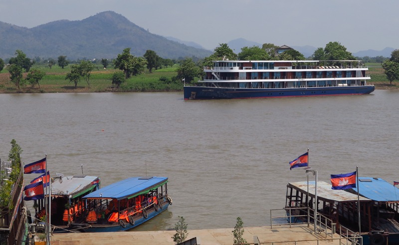 Sailing Through the Land of Two Smiles with CroisiEurope