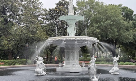 Savannah, Georgia: Southern Gem Drenched in History