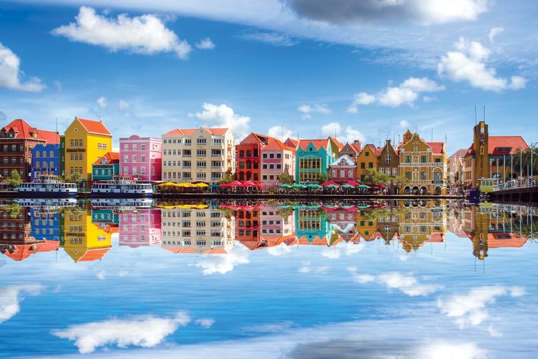 Curacao – Beyond the Handelskade