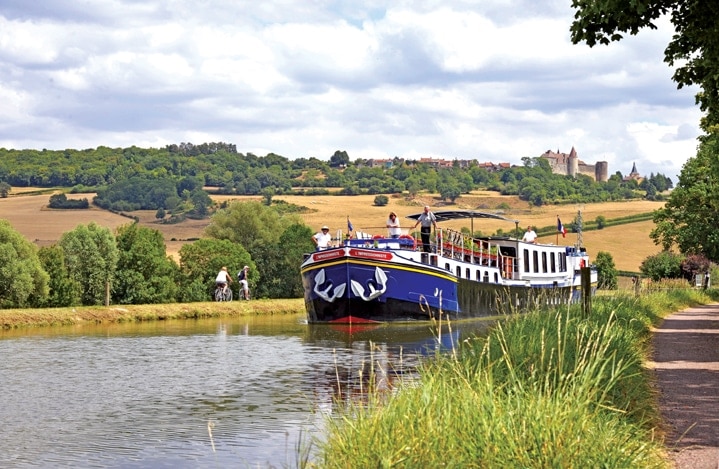 Canal Cruising – Do you know the Secrets of Luxury Barges in Europe?